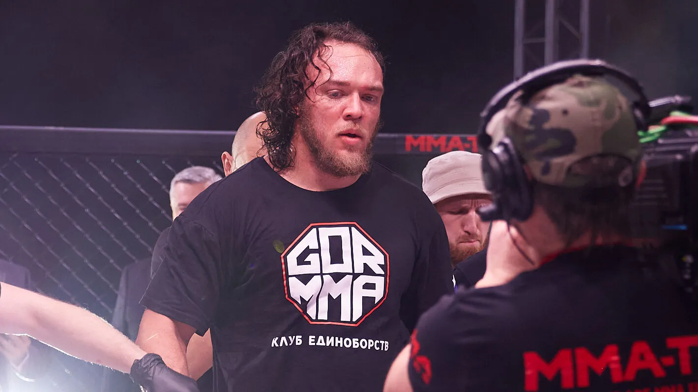 Уокер не выступит на UFC Fight Night 271, бой с Тыбурой отменен