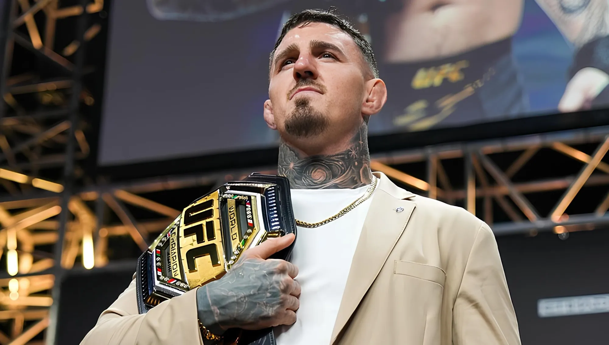 Том Аспиналл освободил титул чемпиона UFC превью